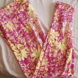 Lularoe flower leggings